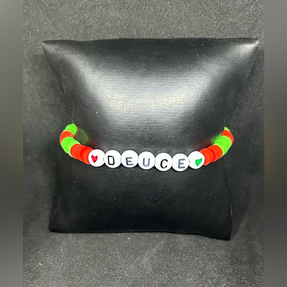 Clawdeen Wolf (Monster High) Heishi Bracelet